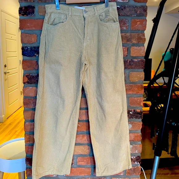 Wide Velvet beige pants from Zara - Picture 2 of 7